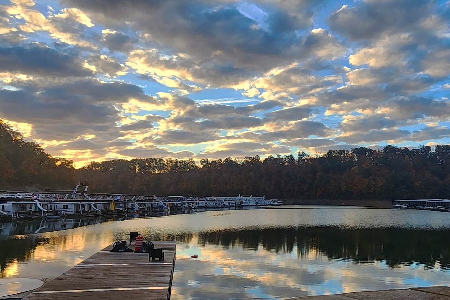 Lee's Ford Resort Marina Lake Cumberland Nancy Kentucky